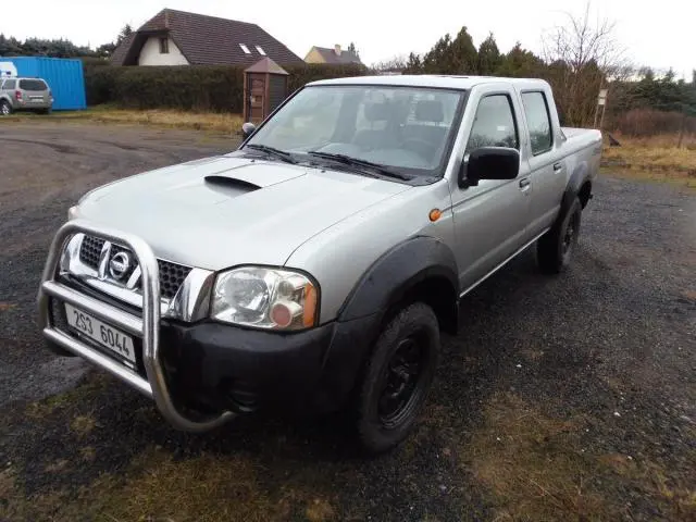 Nissan  Pick-Up 2.5 TDI 4x2 Skystar 4
