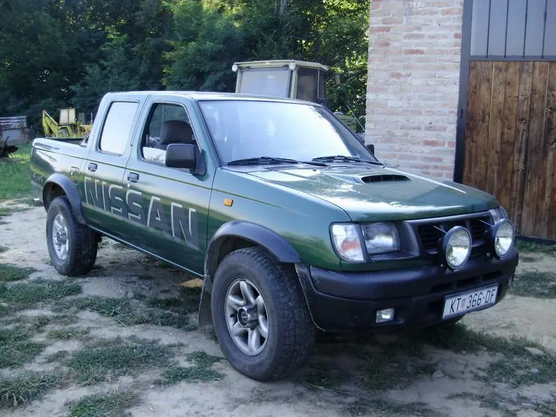 Nissan  Pick-Up 2.5 TDI 4x2 Skystar 6