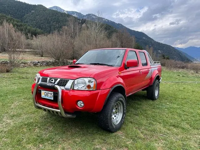 Nissan  Pick-Up 2.5 TDI 4x2 Skystar SSS 5