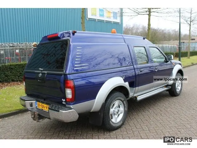 Nissan  Pick-Up 2.5 TDI 4x4 Country 4