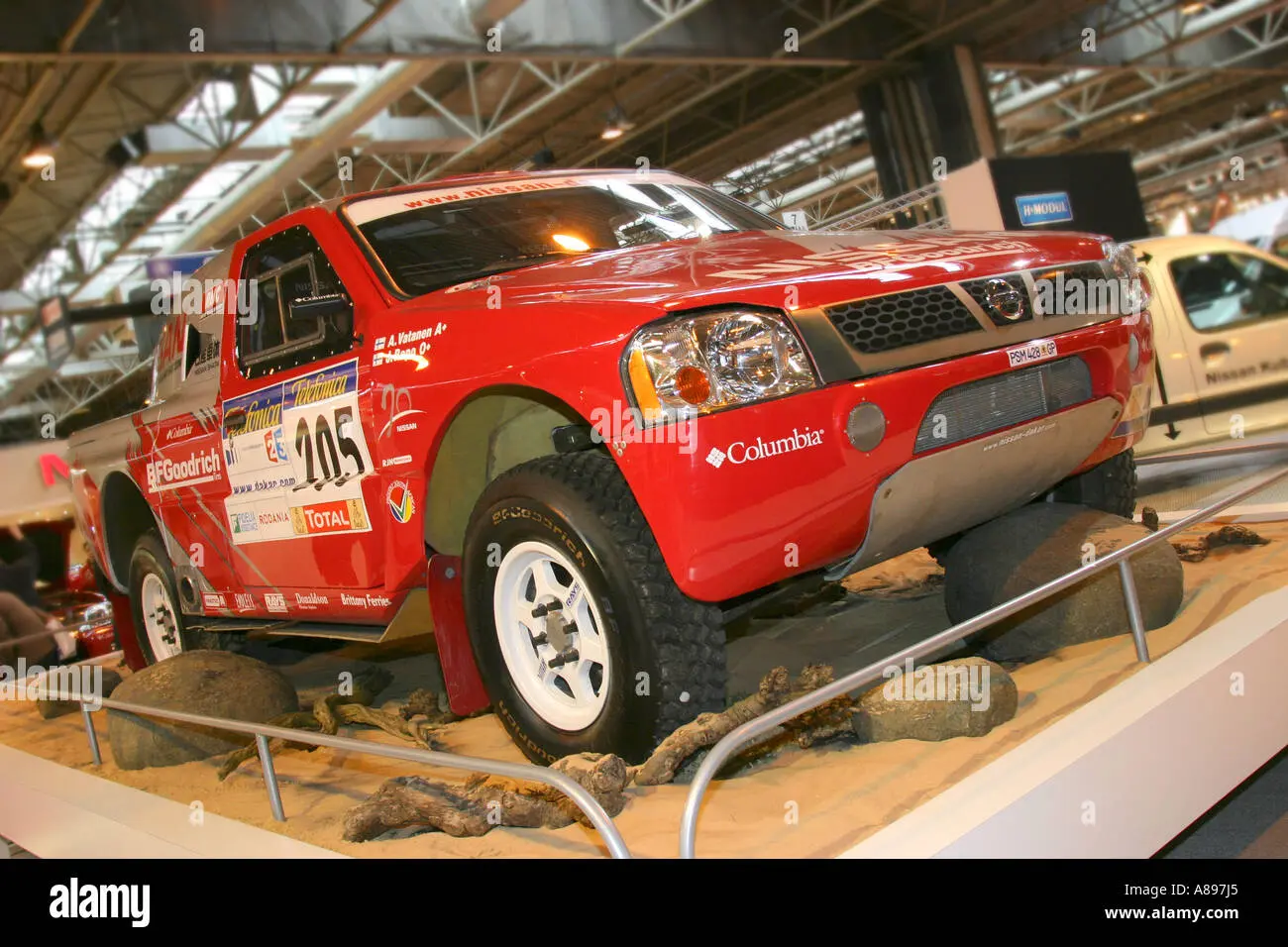Nissan  Pick-Up 2.5 TDI 4x4 Rally Raid 2
