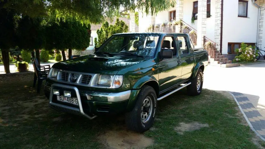 Nissan  Pick-Up 2.5 TDI 4x4 Skystar 0