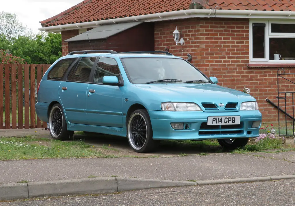 Nissan Primera Primera 2.0 Luxury 7