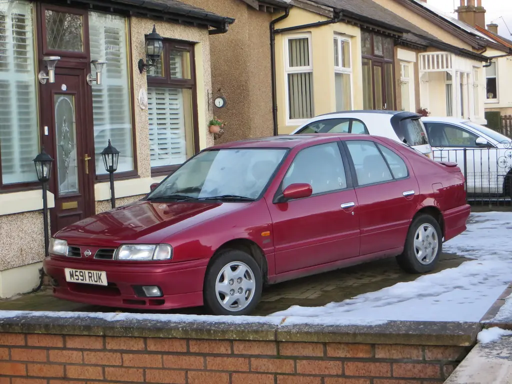 Nissan Primera Primera 2.0 SE 5