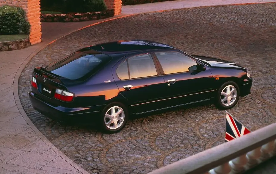 Nissan Primera Primera 2.0 SE 4