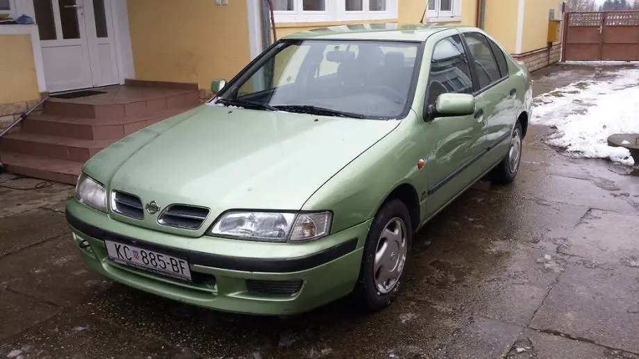 Nissan Primera Primera 2.0 SE 5