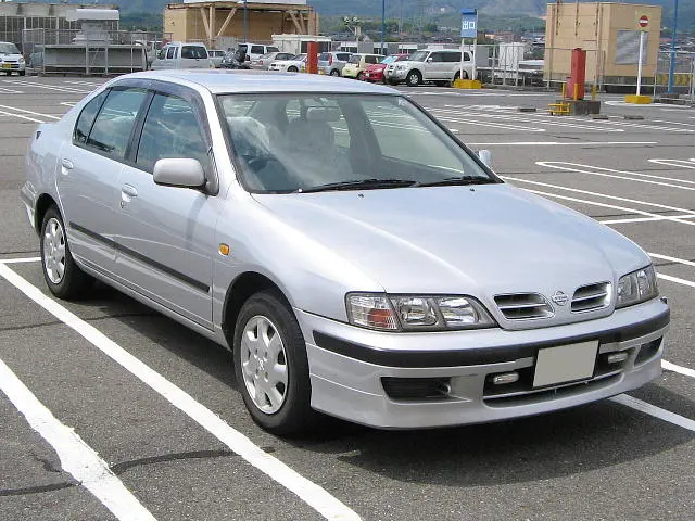 Nissan Primera Primera 2.0 SE 4