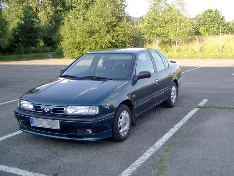 Nissan Primera Primera 2.0i SR 3