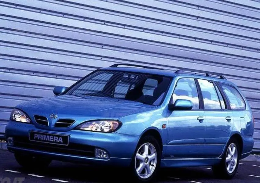 Nissan Primera Primera 2.2 TD Tekna 2