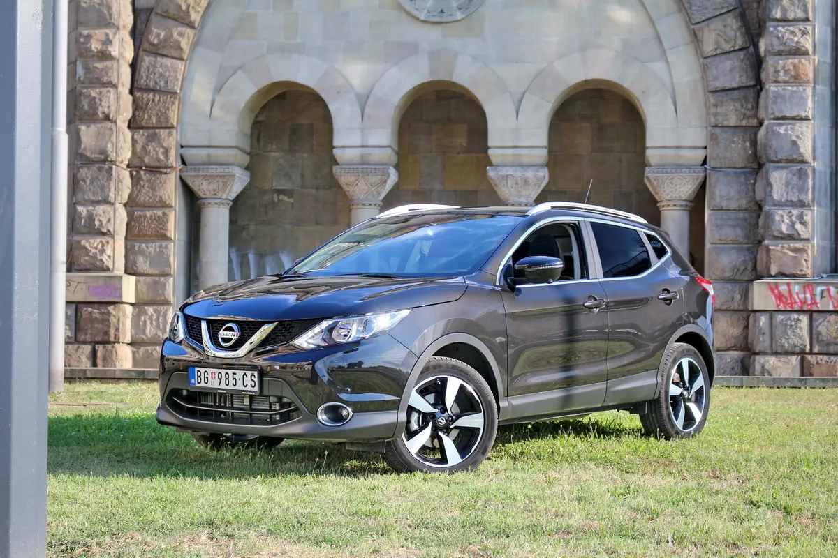 Nissan Qashqai Qashqai 1.2 DIG-T Platinum X-tronic 3