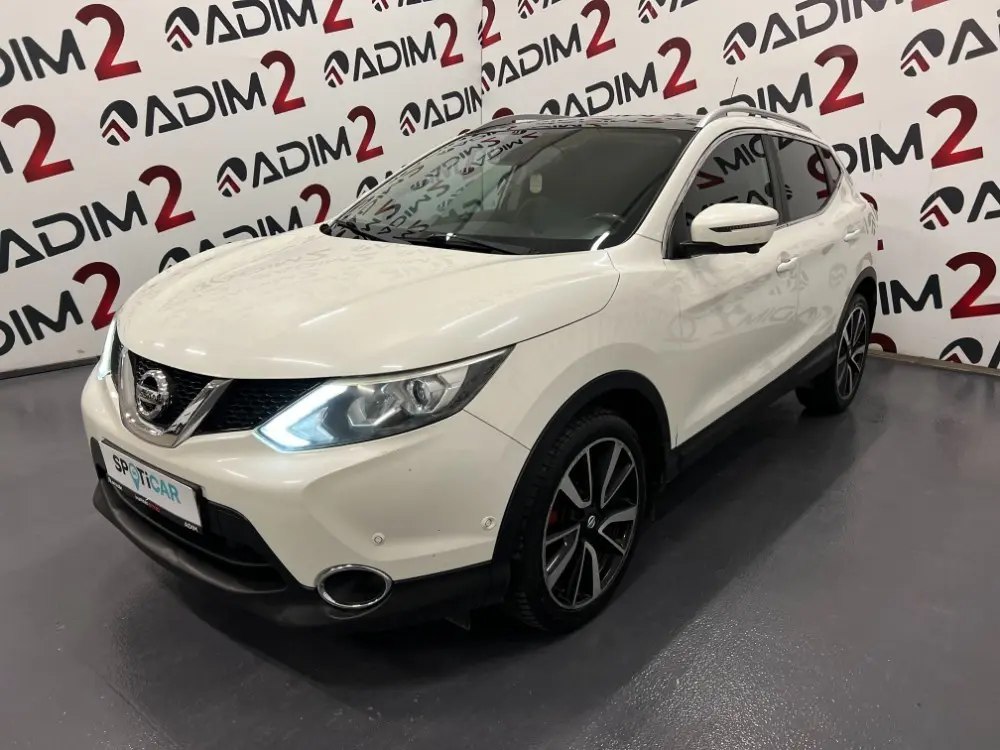 Nissan Qashqai Qashqai 1.2 DIG-T Platinum Premium Pack X-tronic 4