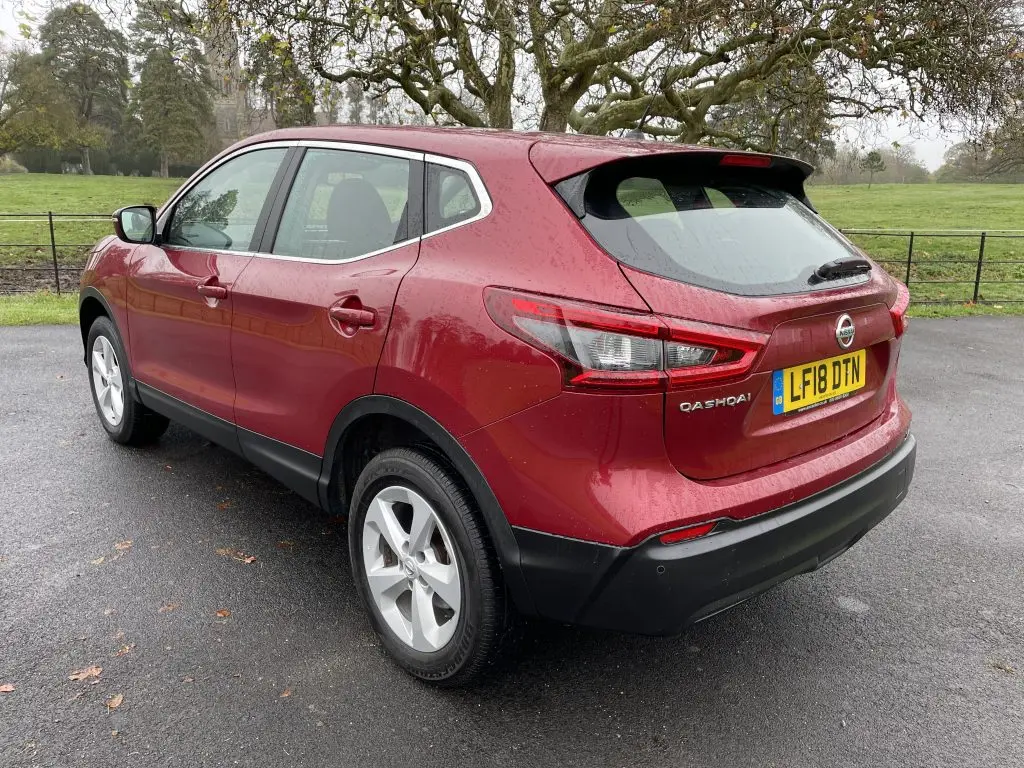 Nissan Qashqai Qashqai 1.2 DIG-T Sky Pack 4