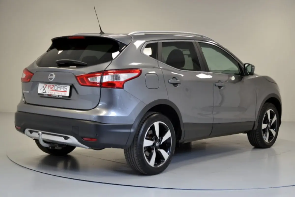 Nissan Qashqai Qashqai 1.2 DIG-T Sky Pack 7