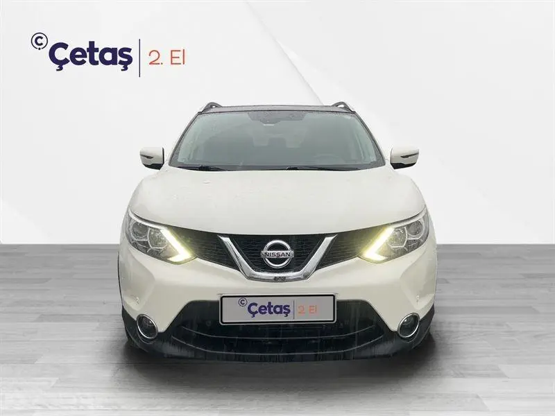 Nissan Qashqai Qashqai 1.2 DIG-T Sky Pack X-tronic 6