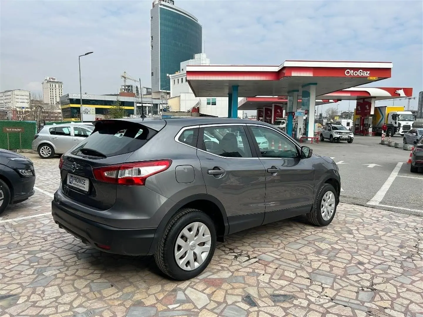 Nissan Qashqai Qashqai 1.2 DIG-T Visia X-tronic 1