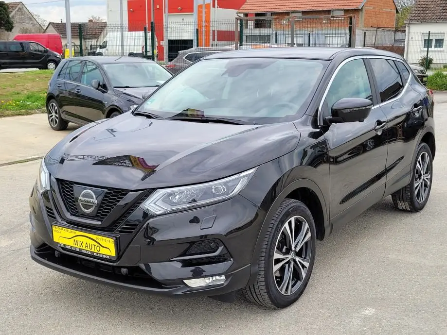 Nissan Qashqai Qashqai 1.6 DCI Black Edition Premium Pack 0