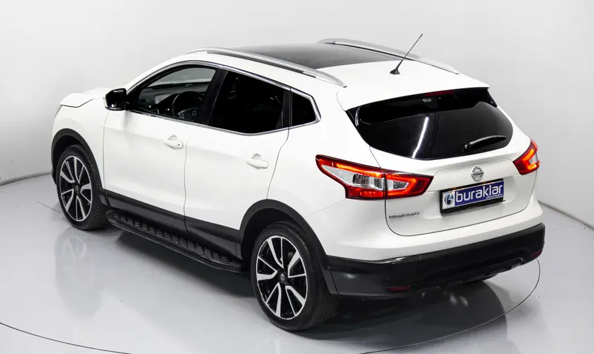 Nissan Qashqai Qashqai 1.6 DCI Start&Stop Black Edition X-tronic 4