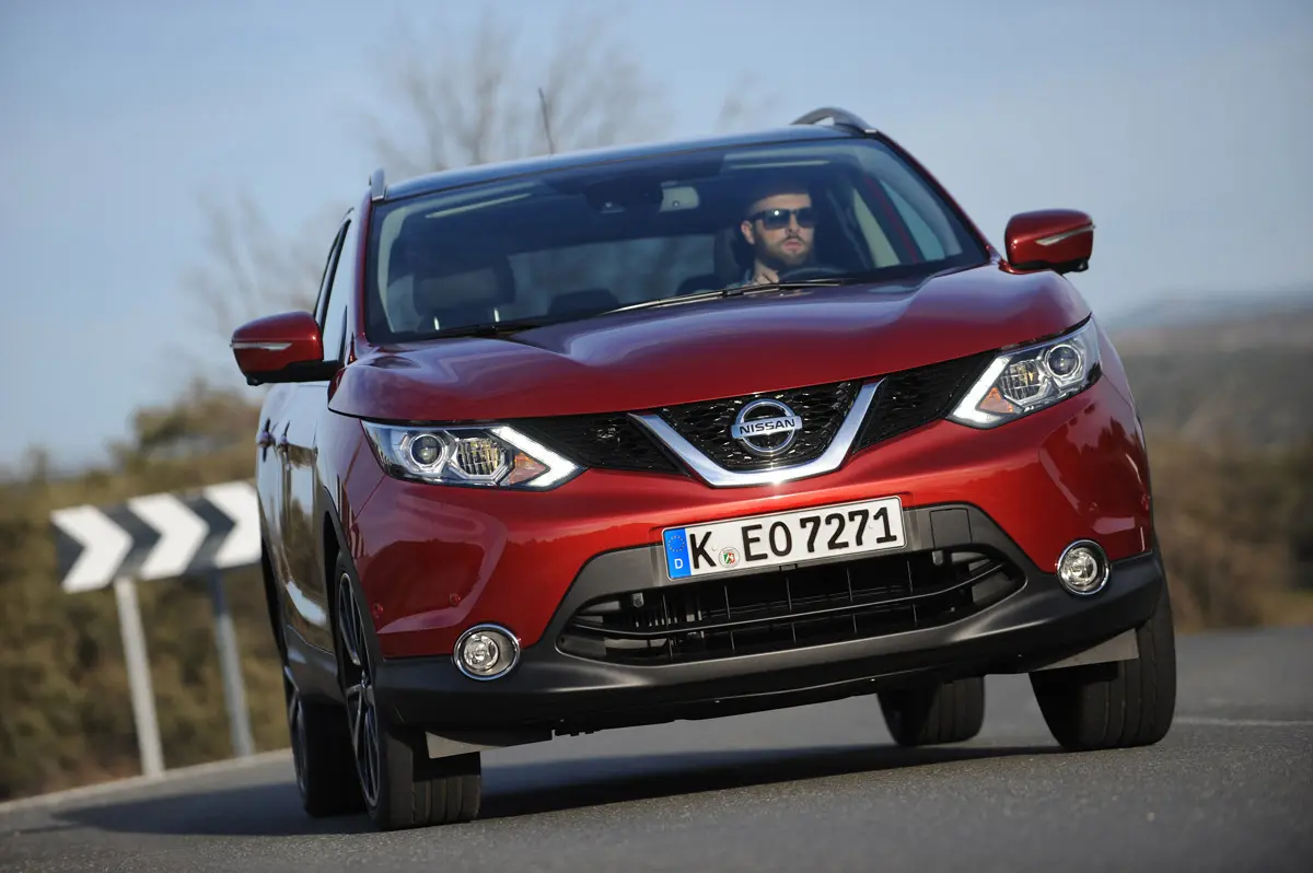 Nissan Qashqai Qashqai 1.6 DCI Start&Stop Tekna Sky Pack 6