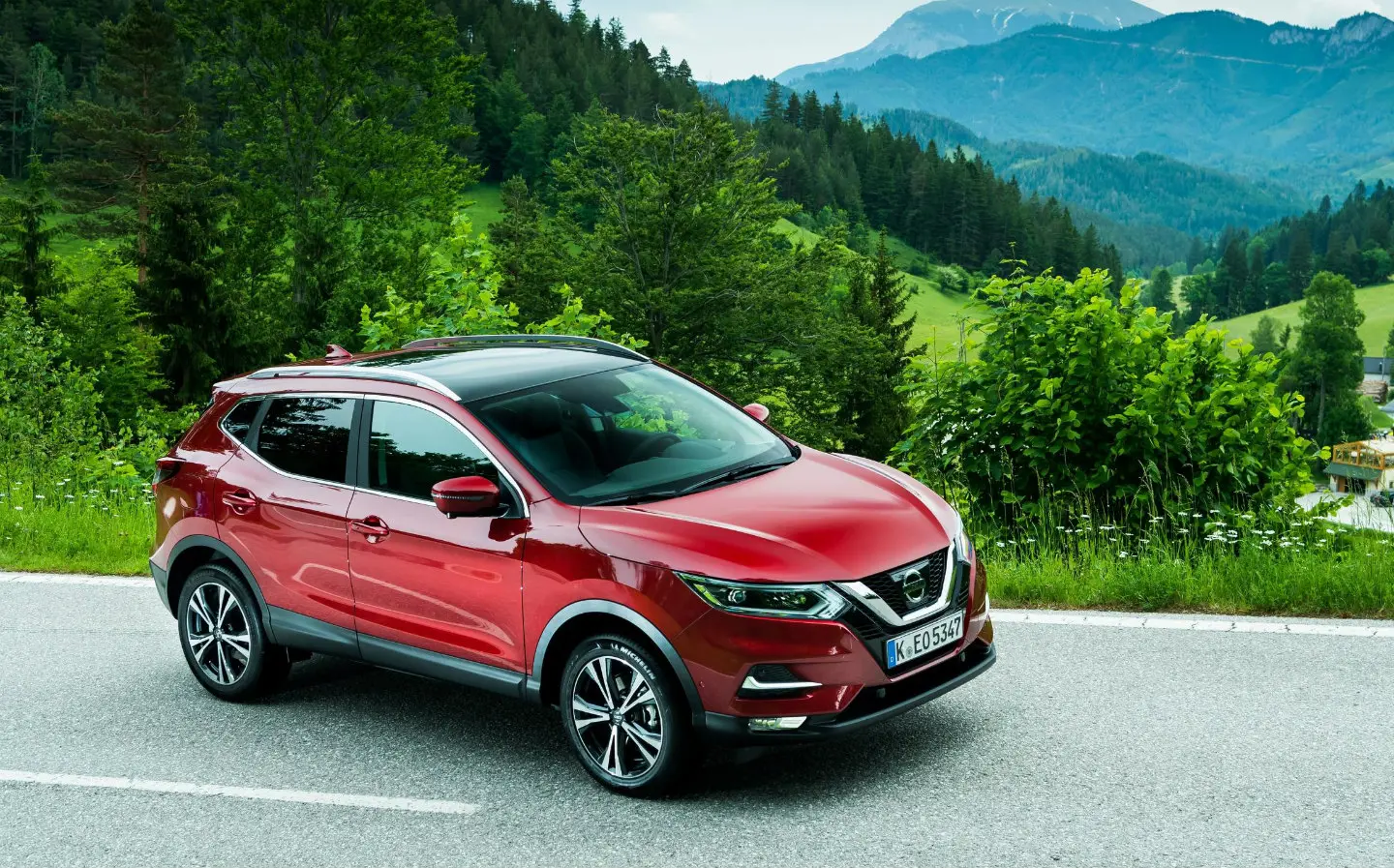 Nissan Qashqai Qashqai 1.6 Tekna Connect Glassroof CVT 4