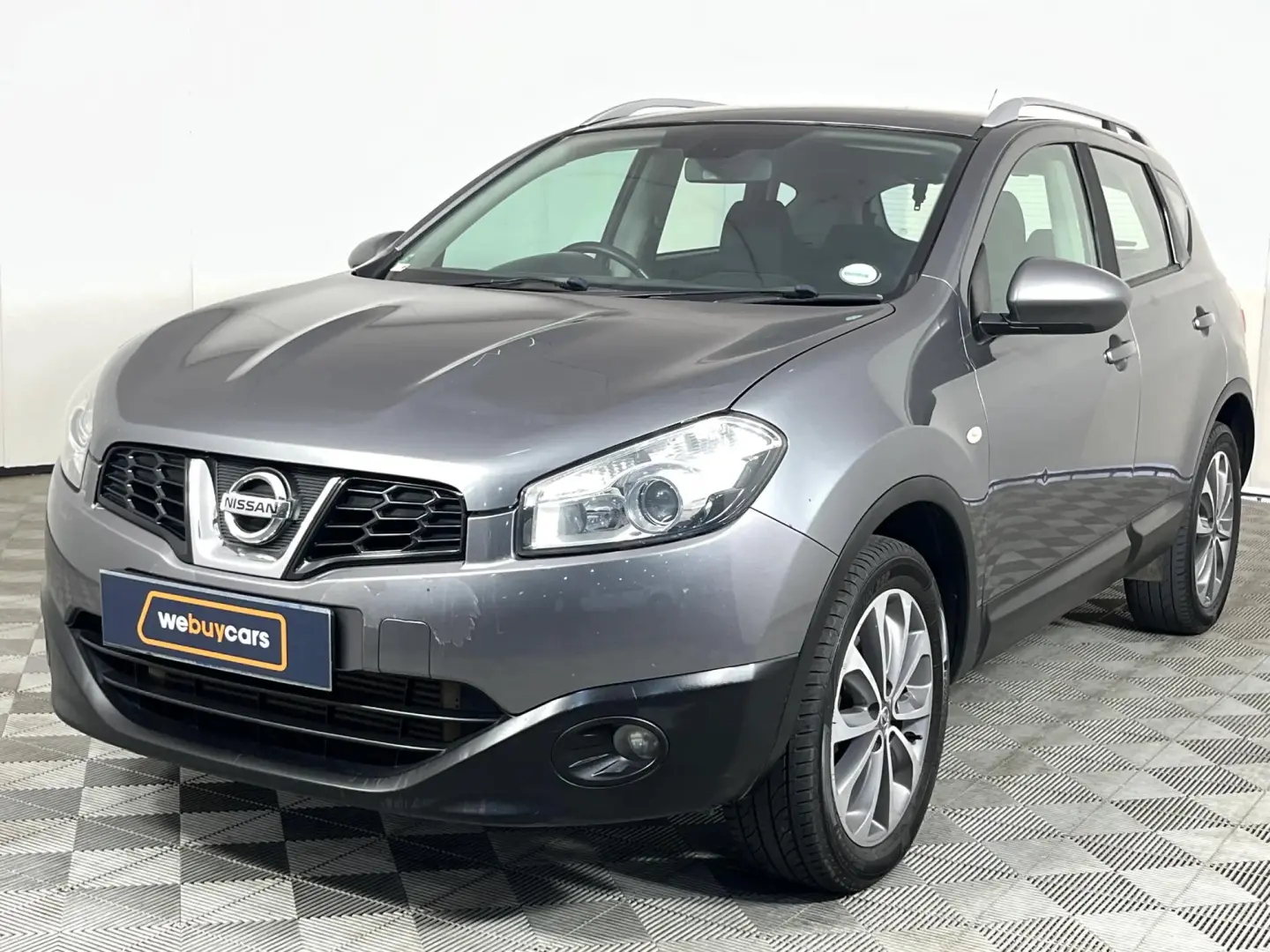 Nissan Qashqai Qashqai 2.0 DCI 4x4 Platinum AVM 5