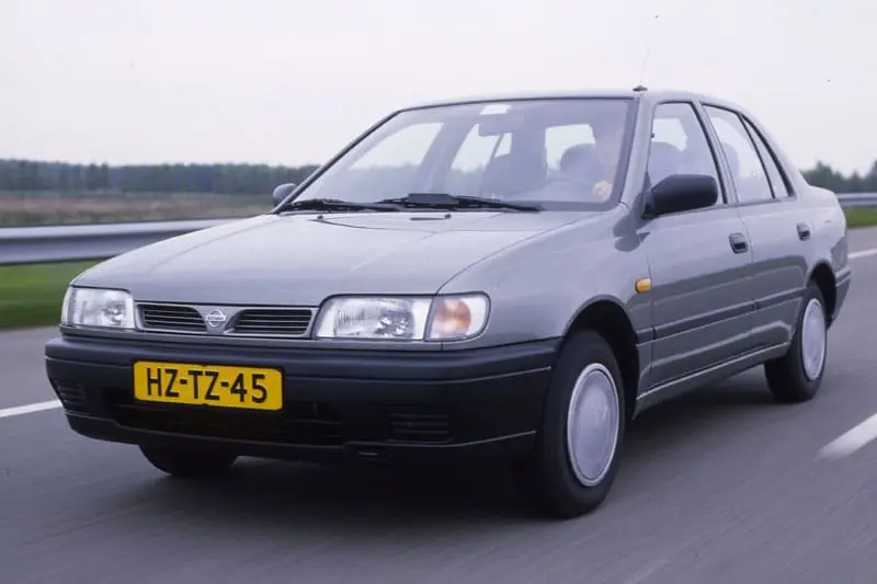 Nissan Sunny Sunny 1.4 LX 5