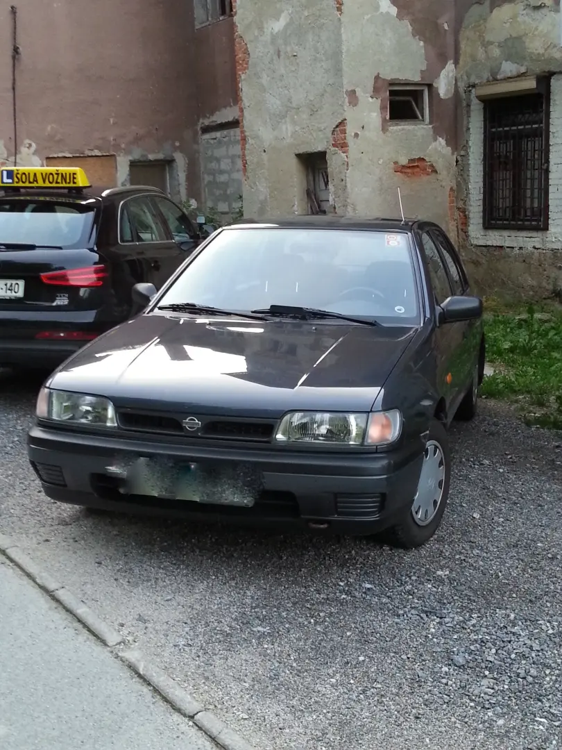 Nissan Sunny Sunny 1.4 SLX 2
