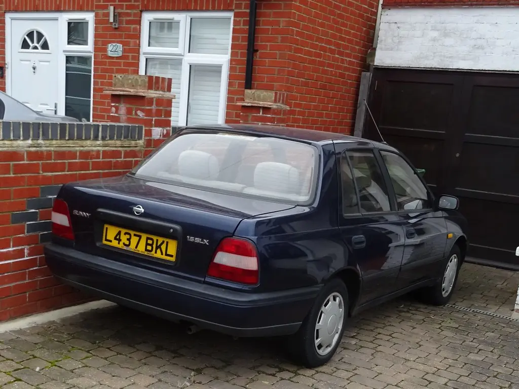 Nissan Sunny Sunny 1.6 SLX 5