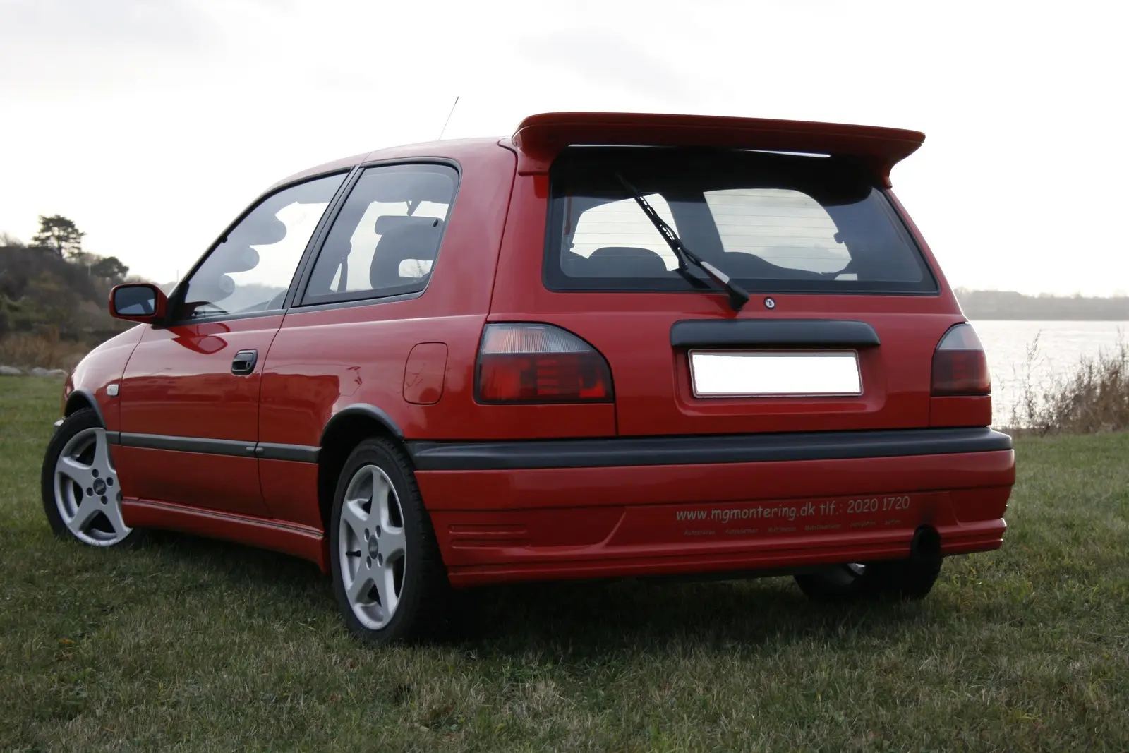 Nissan Sunny Sunny 2.0 DLX 0