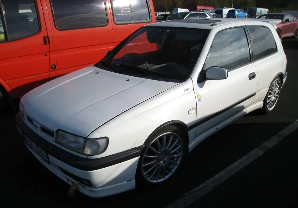 Nissan Sunny Sunny 2.0 GTI 5
