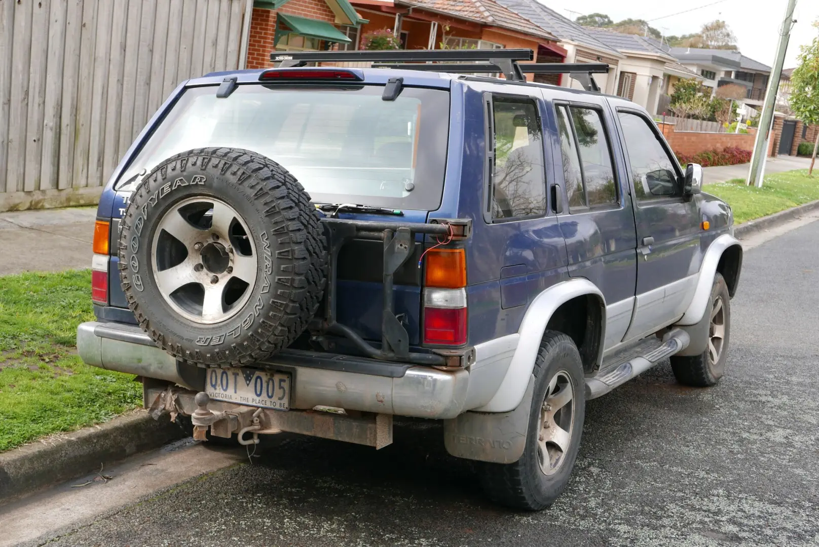 Nissan Terrano Terrano 2.4 4