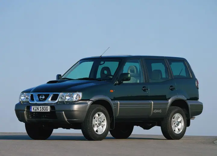 Nissan Terrano Terrano 2.4 6
