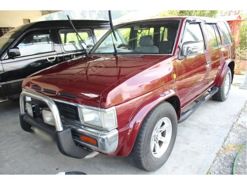 Nissan Terrano Terrano 2.4 Elegance 5