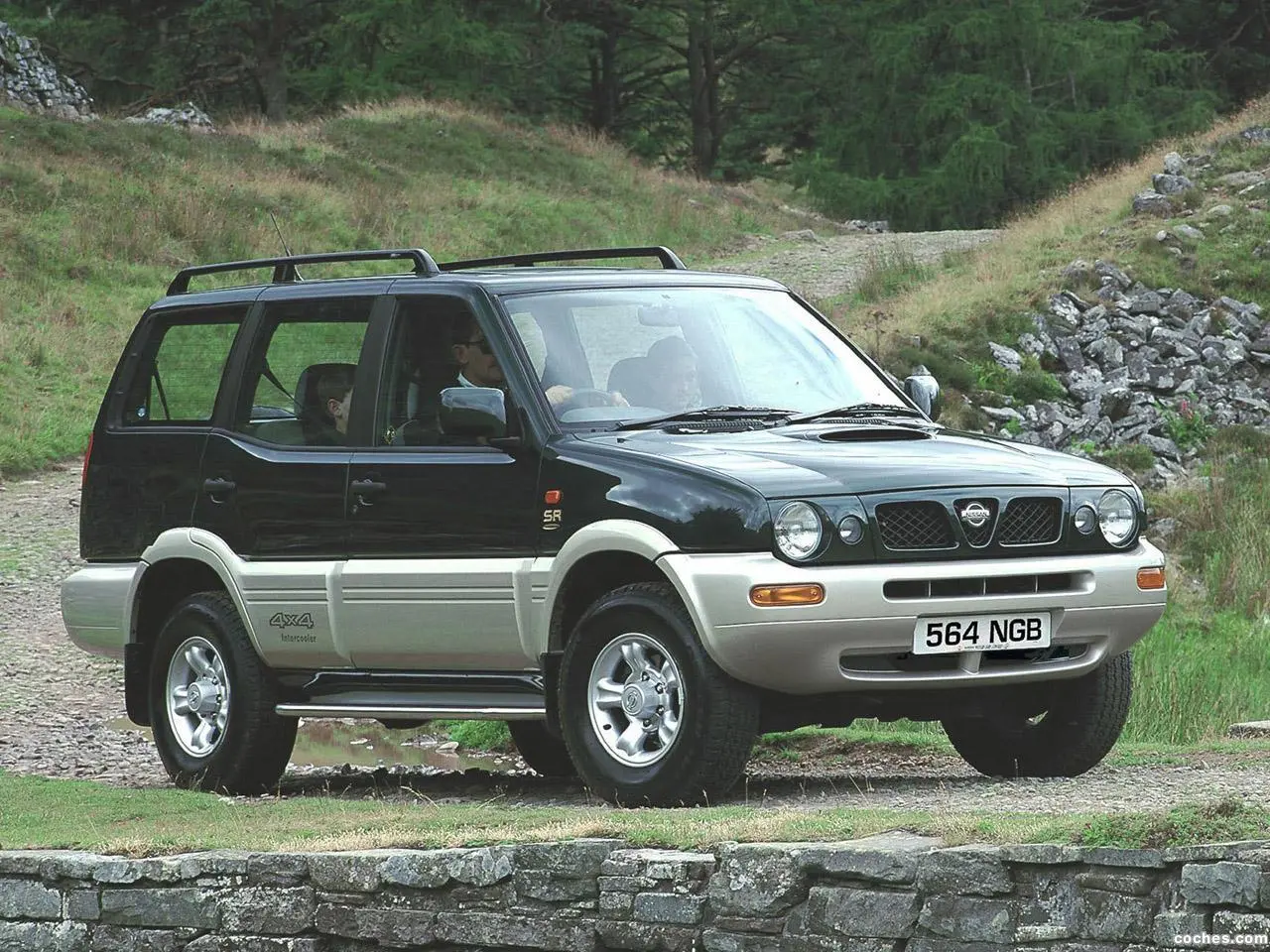 Nissan Terrano Terrano 2.4 S 4