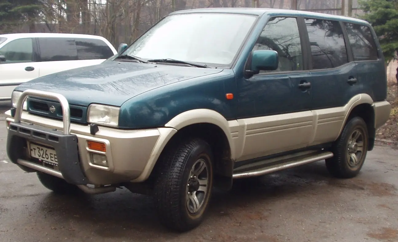 Nissan Terrano Terrano 2.4 S 7
