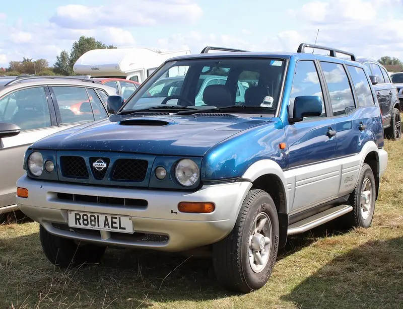 Nissan Terrano Terrano 2.4 S 4