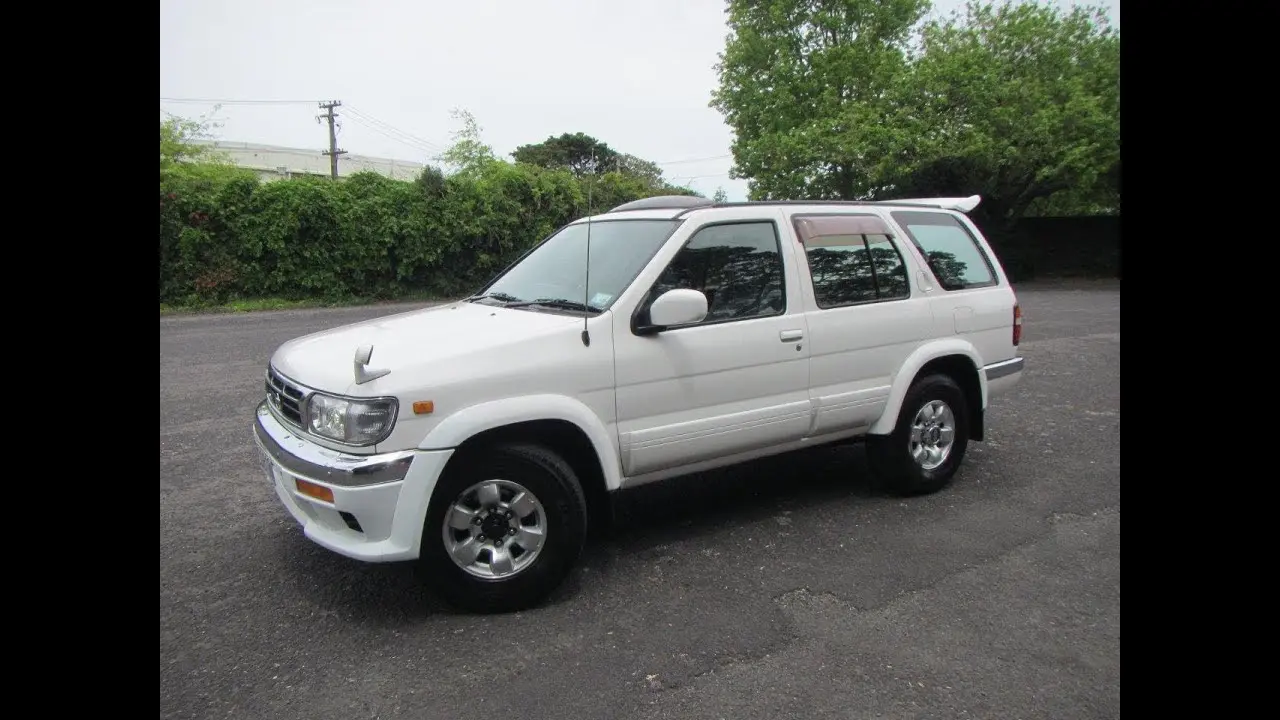 Nissan Terrano Terrano 2.4 S 4