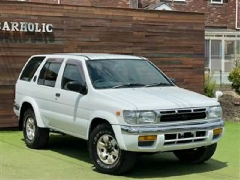 Nissan Terrano Terrano 2.4 SE 6