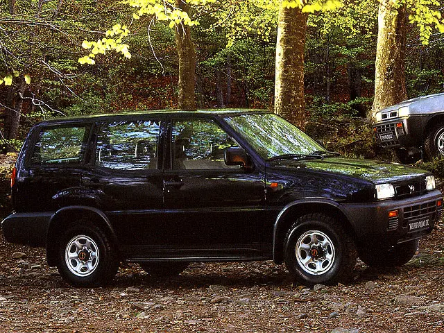 Nissan Terrano Terrano 2.4 SGX 2