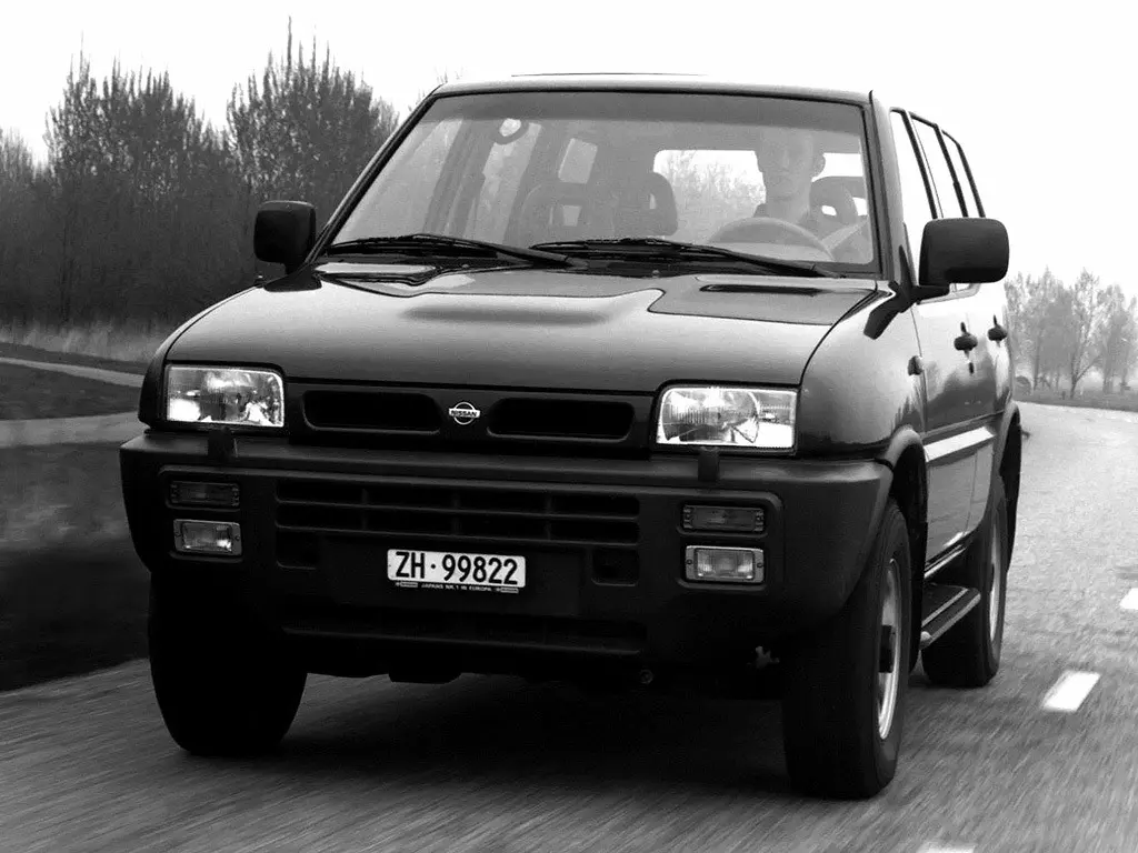 Nissan Terrano Terrano 2.4 LX 5
