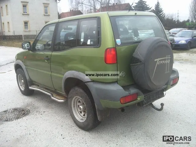 Nissan Terrano Terrano 2.4 Sport 4