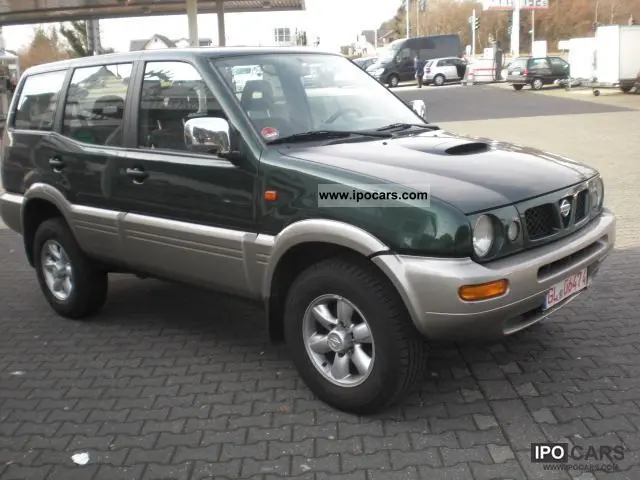 Nissan Terrano Terrano 2.7 TDI Elegance 1