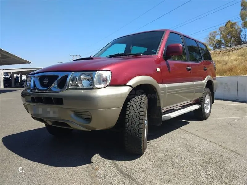 Nissan Terrano Terrano 2.7 TDI Elegance 4