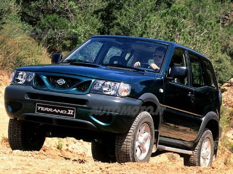 Nissan Terrano Terrano 2.7 TDI Elegance 3