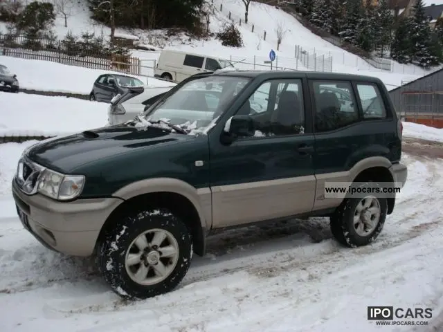 Nissan Terrano Terrano 2.7 TDI Fun 4