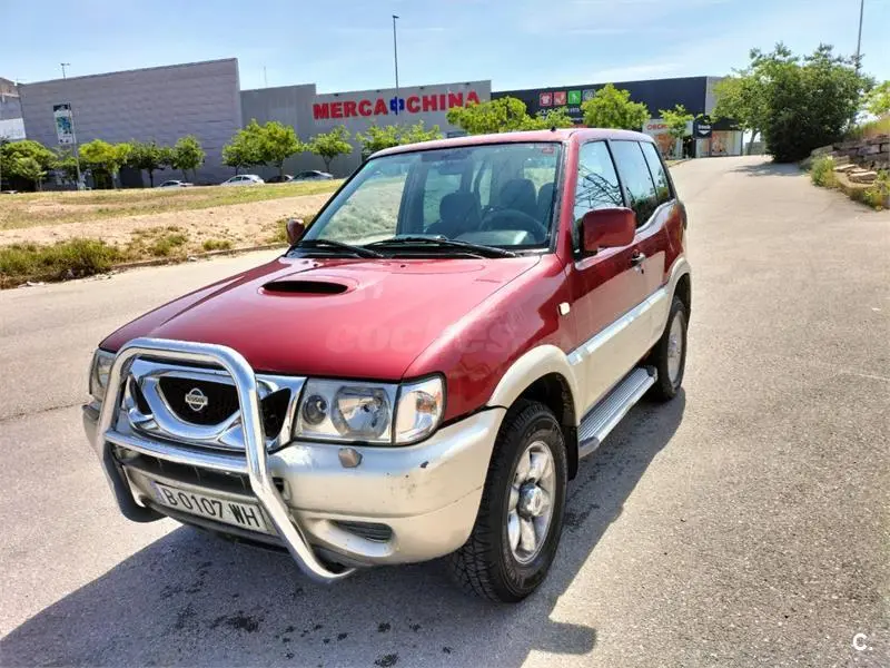 Nissan Terrano Terrano 2.4 Elegance 0