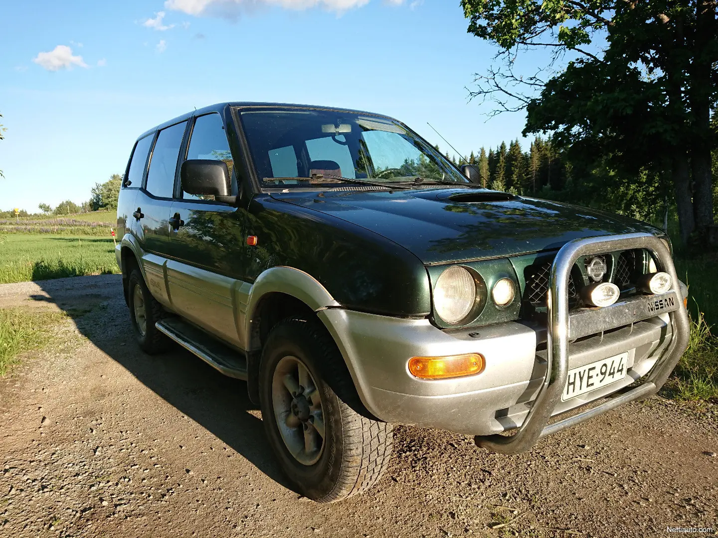 Nissan Terrano Terrano 2.4 Elegance 0