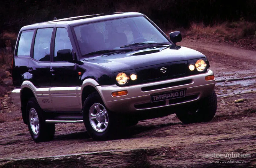 Nissan Terrano Terrano 2.4 SR 0