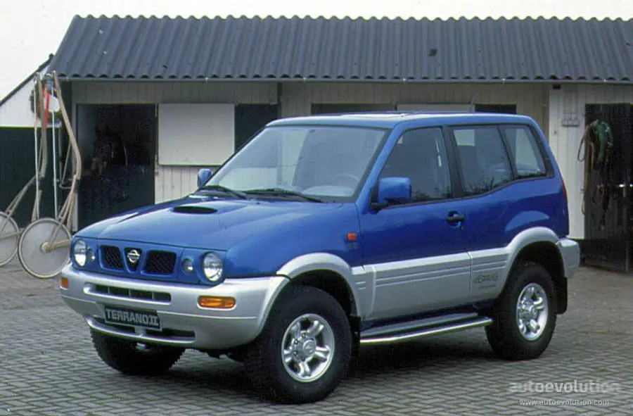 Nissan Terrano Terrano 2.4 SR 1