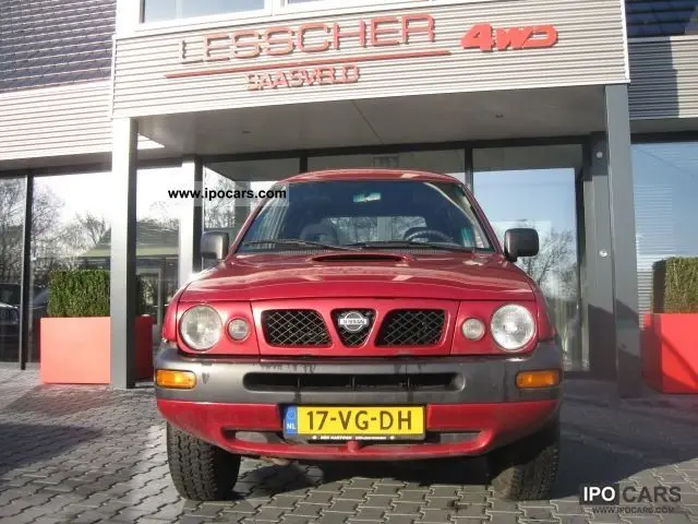 Nissan Terrano Terrano 2.7 TDI Sport 6