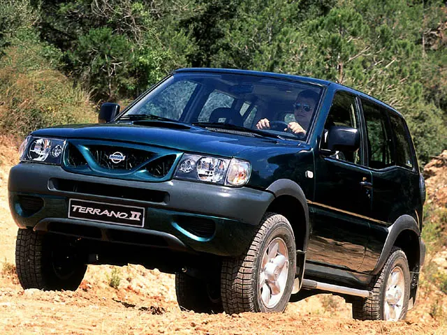 Nissan Terrano Terrano 2.7 TDI Sport 3